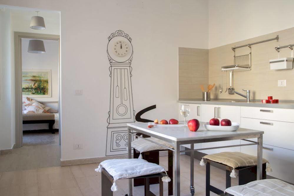 Iron Bridge Accommodation โรม ภายนอก รูปภาพ